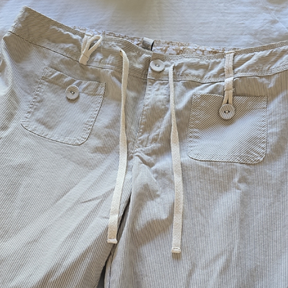 Venezia ! Cream & Grey Striped Wide Leg Pants size 22